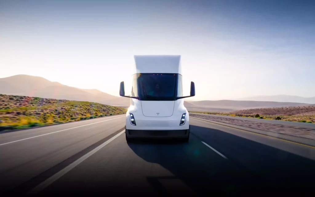 Tesla Semi elektrikli tir
