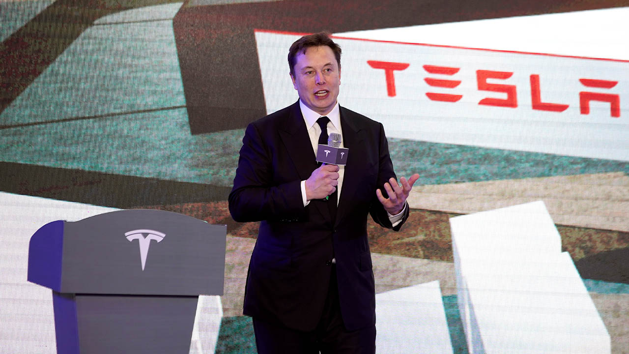 Elon Musk, Tesla