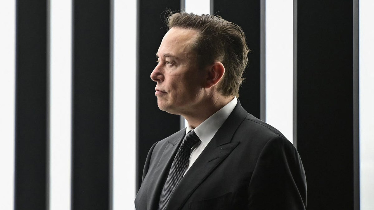 elon-musk-servetindeki-kayipla-guinness-dunya-rekoru-kirdi-2.jpg