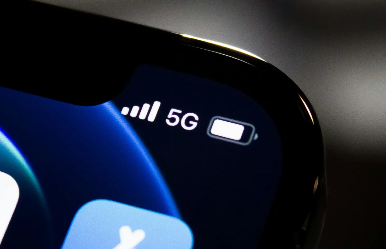 Özel 5G ağlarında yapay zeka kaynaklı güvenlik riski artıyor (Araştırma)