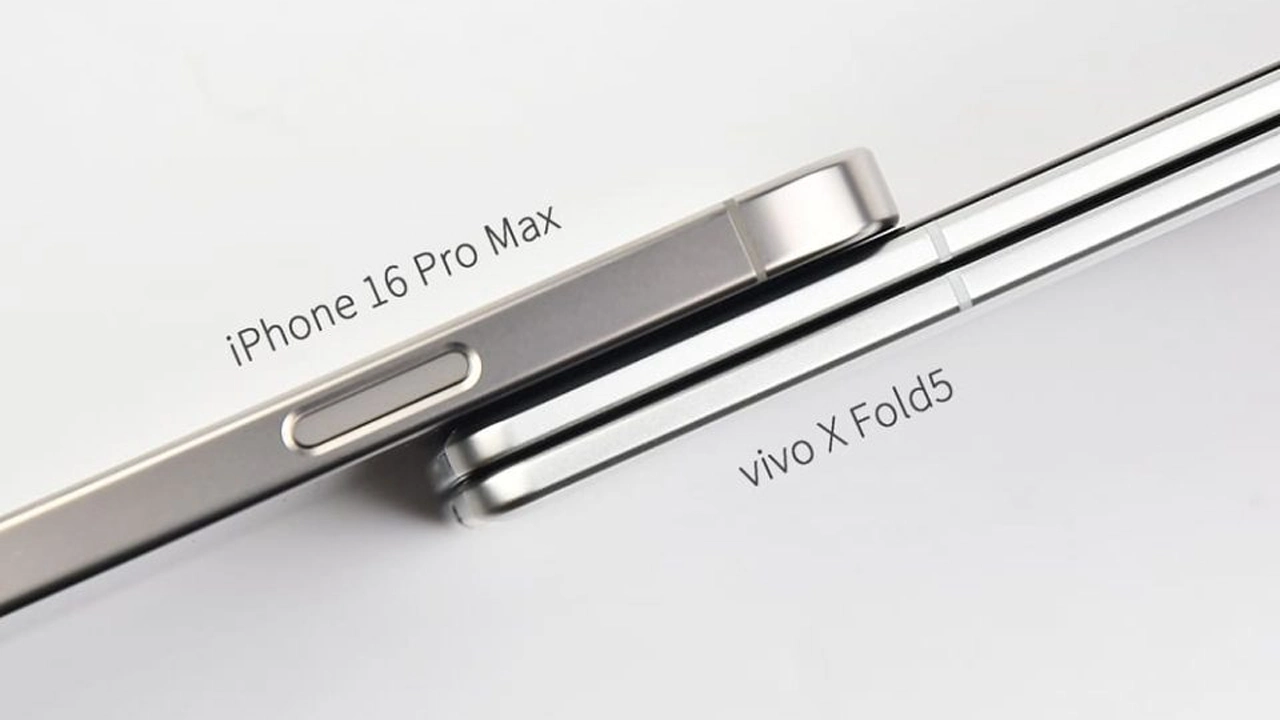Vivo X Fold 5 - iPhone 16 Pro Max