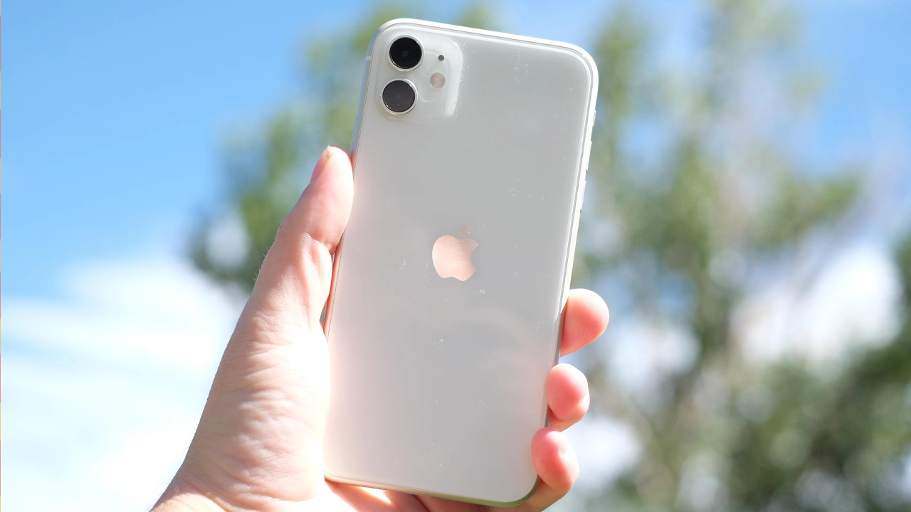 iPhone 11 kullanıcıları bu iOS 26 özelliklerini kullanamayacak Apple iPhone 11