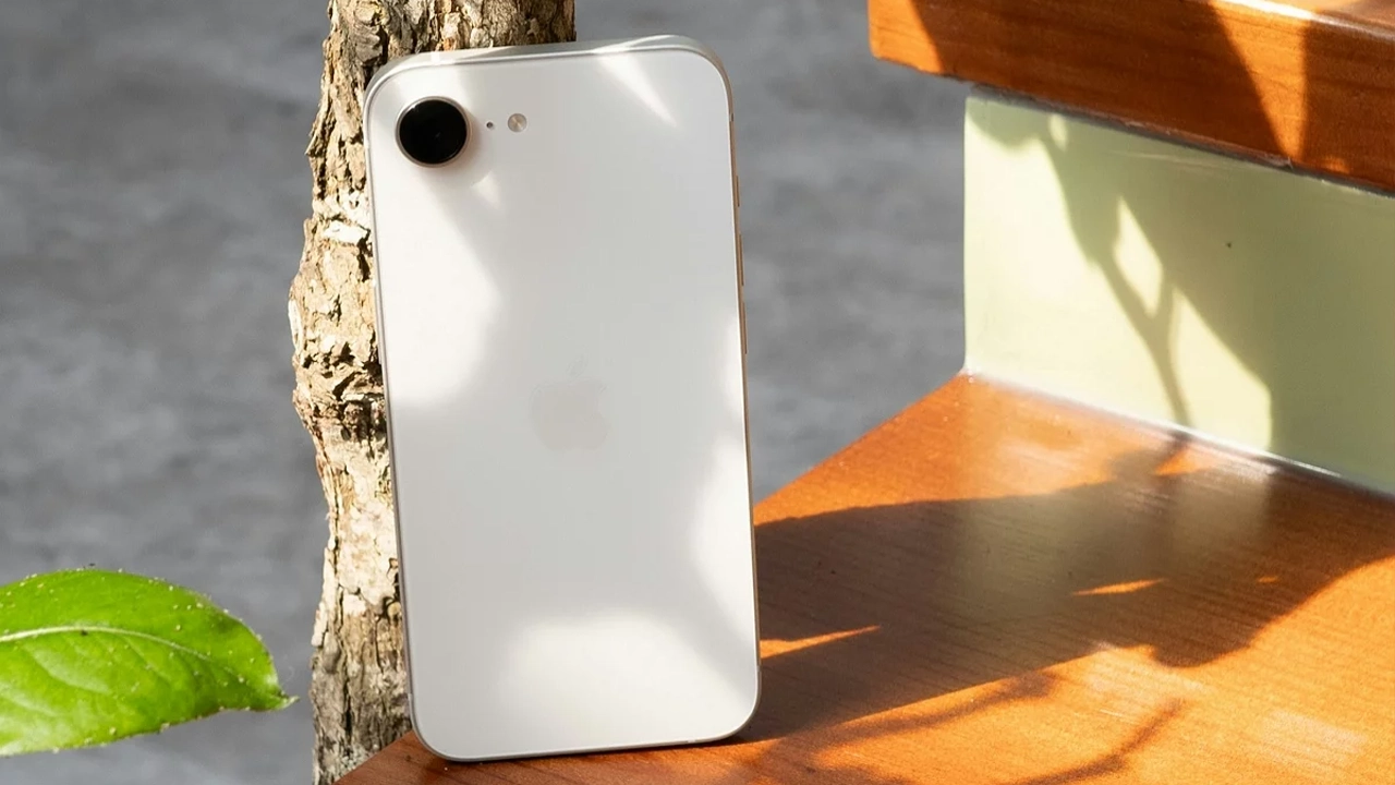 iPhone 17e