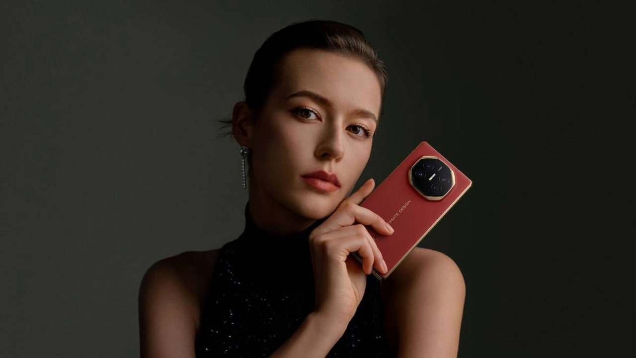 Huawei Mate XT 2