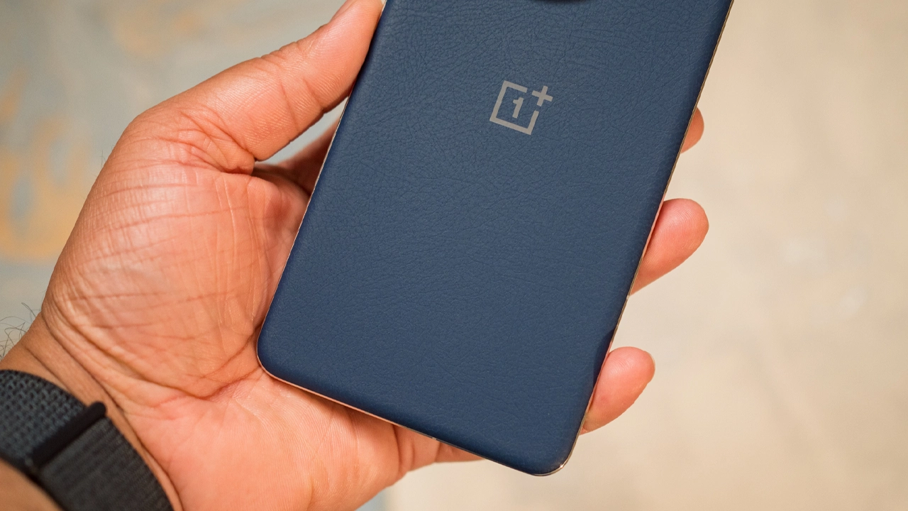 OnePlus 15’in özellikleri netleşti: 16 GB RAM ve Snapdragon 8 Elite 2 OnePlus 15