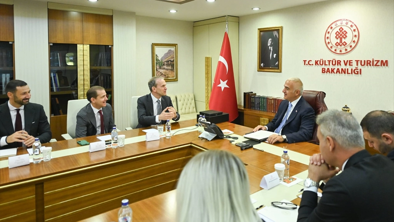 Kültür ve Turizm Bakanı, Google'ın üst düzey yöneticisiyle görüştü