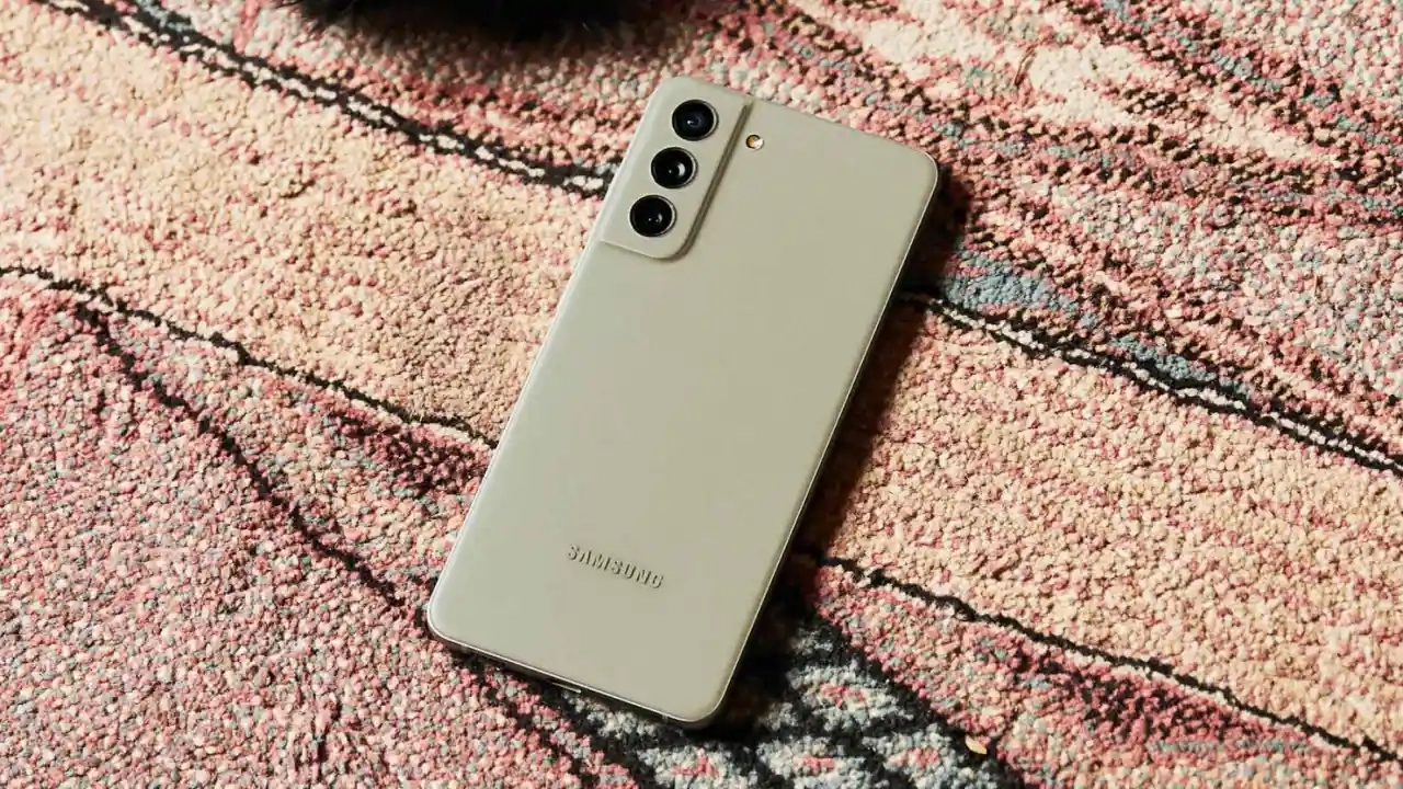 Samsung Galaxy S21 FE için kritik güvenlik yaması yayınlandı Galaxy S21 FE