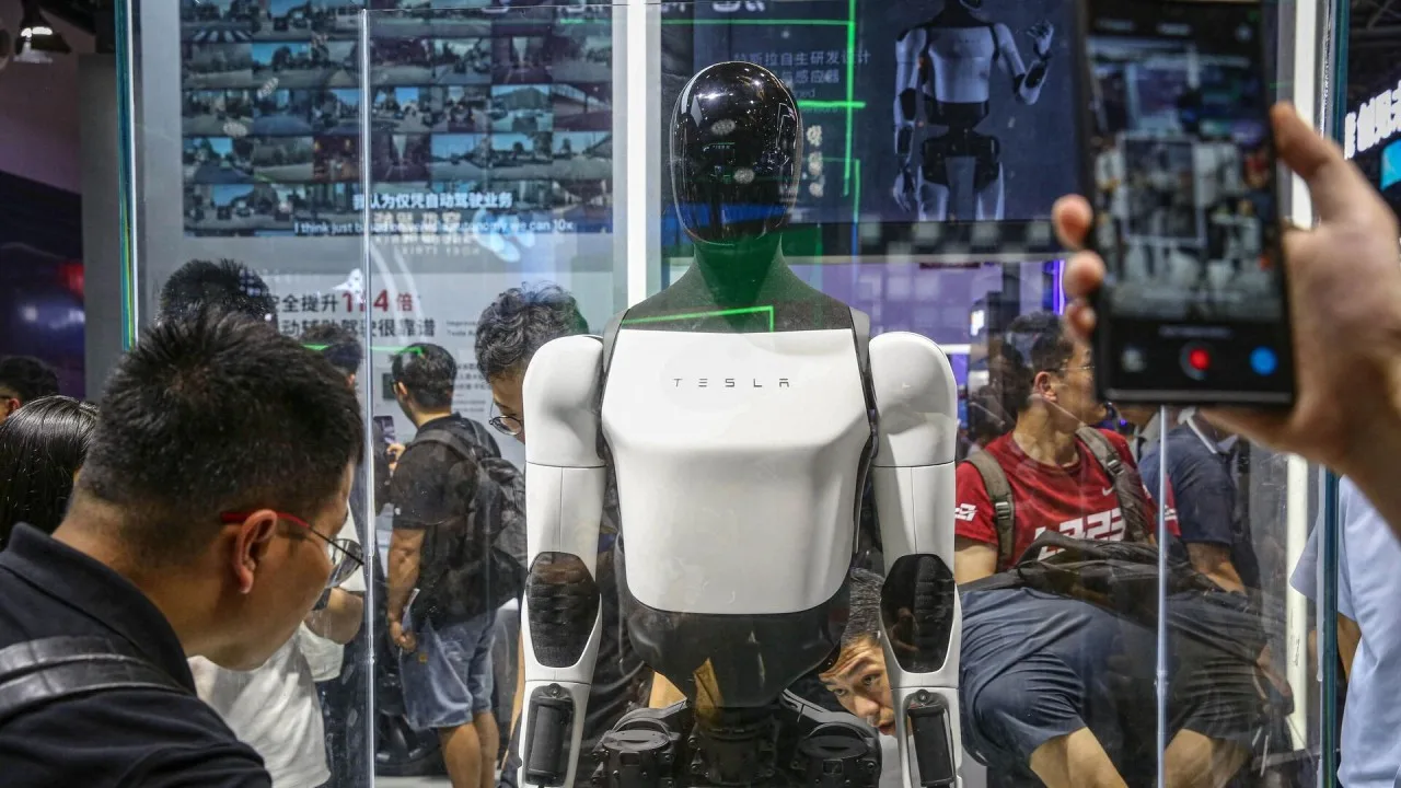 tesla optimus robot