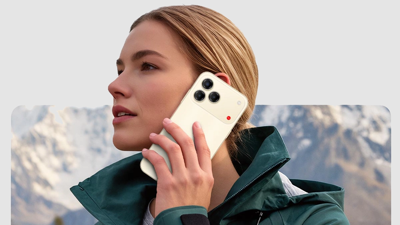 Bütçe dostu Nubia V80 Design tanıtıldı: 120 Hz ekran, yapay zeka tuşu ZTE Nubia V80 Design