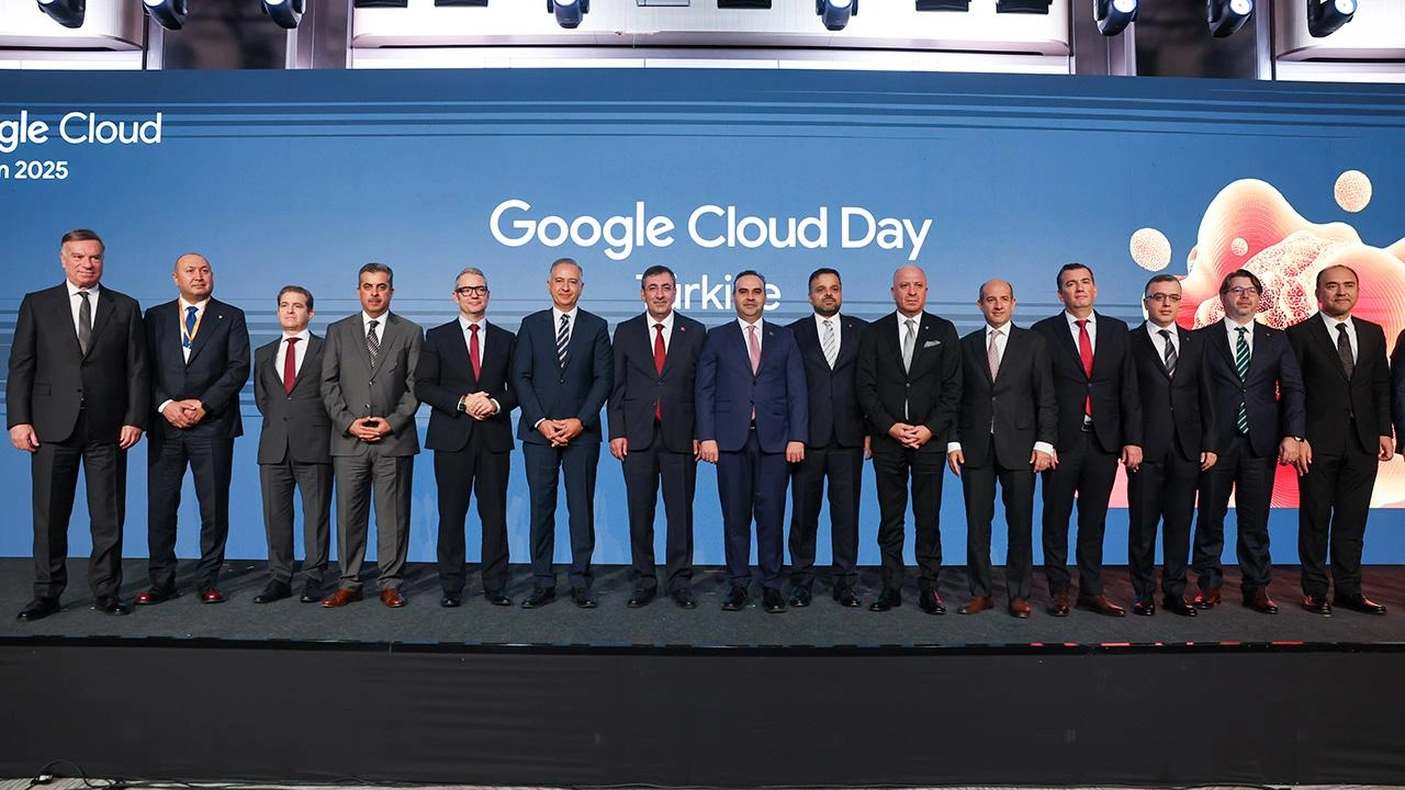 Turkcell ve Google Cloud’dan 3 milyar dolarlık yatırım anlaşması Türkiye "veri üssü" haline geliyor