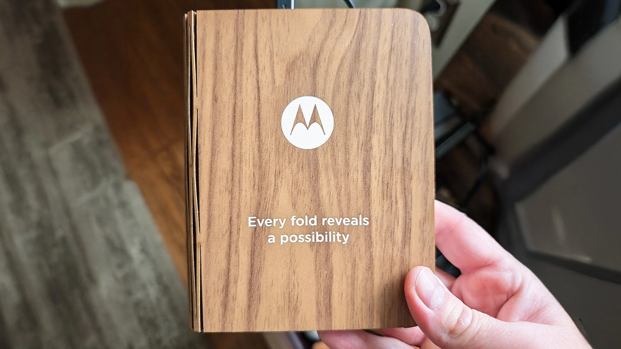 Motorola’nın gizemli cihazı Samsung Galaxy Z Fold 7’ye rakip olacak Motorola Moto Fold