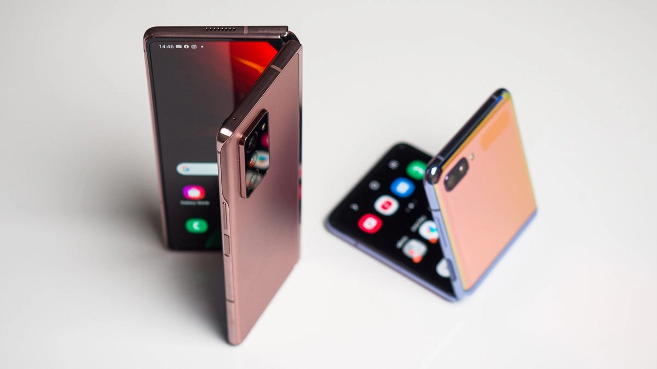 Galaxy Z Fold & Flip 3