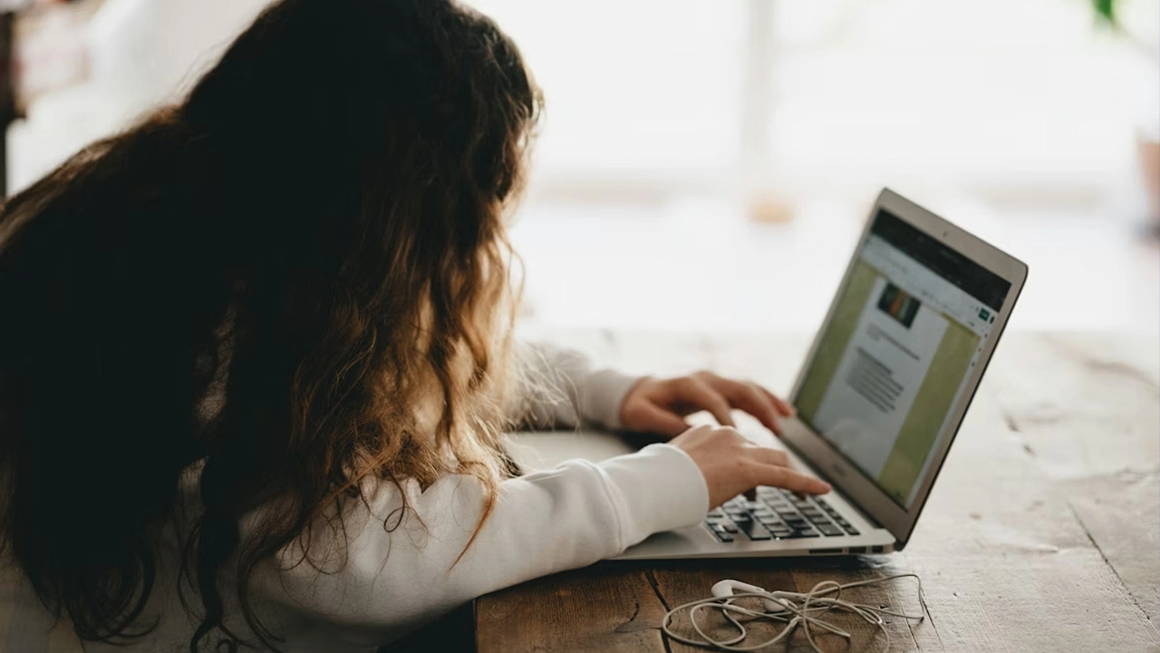 Çocukları dijital tehlikelerden koruyacak eylem planı Resmi Gazete’de yayımlandı Dijital dünyada çocuklar için yeni dönem başlıyor