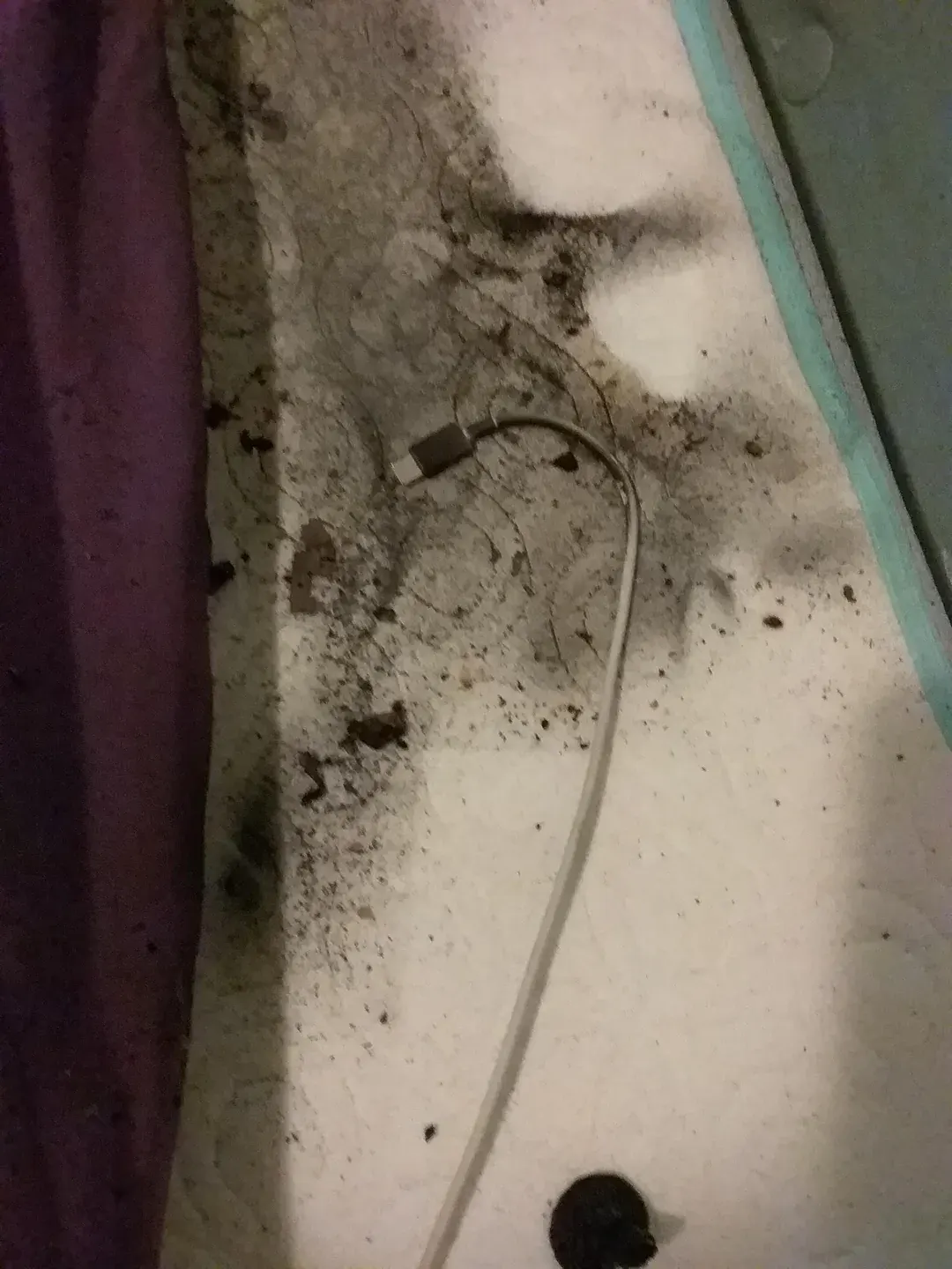 Galaxy S25 FE'nin patlama sebebi mercek altında