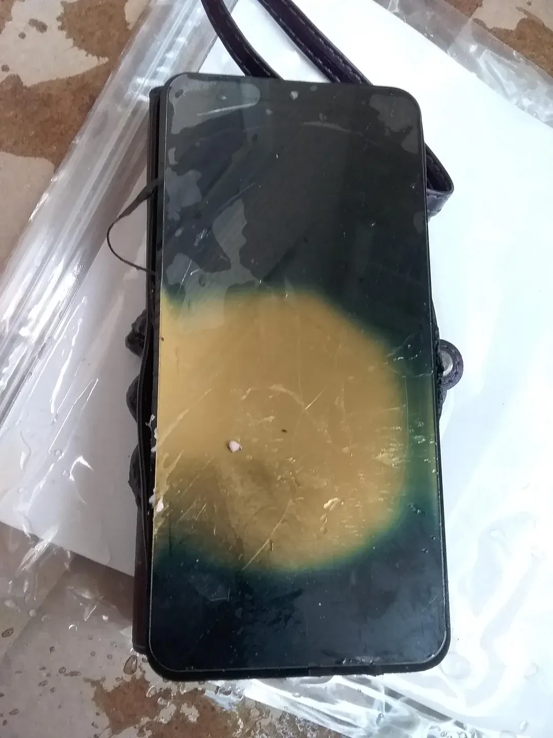 Galaxy S25 FE'nin patlama sebebi mercek altında
