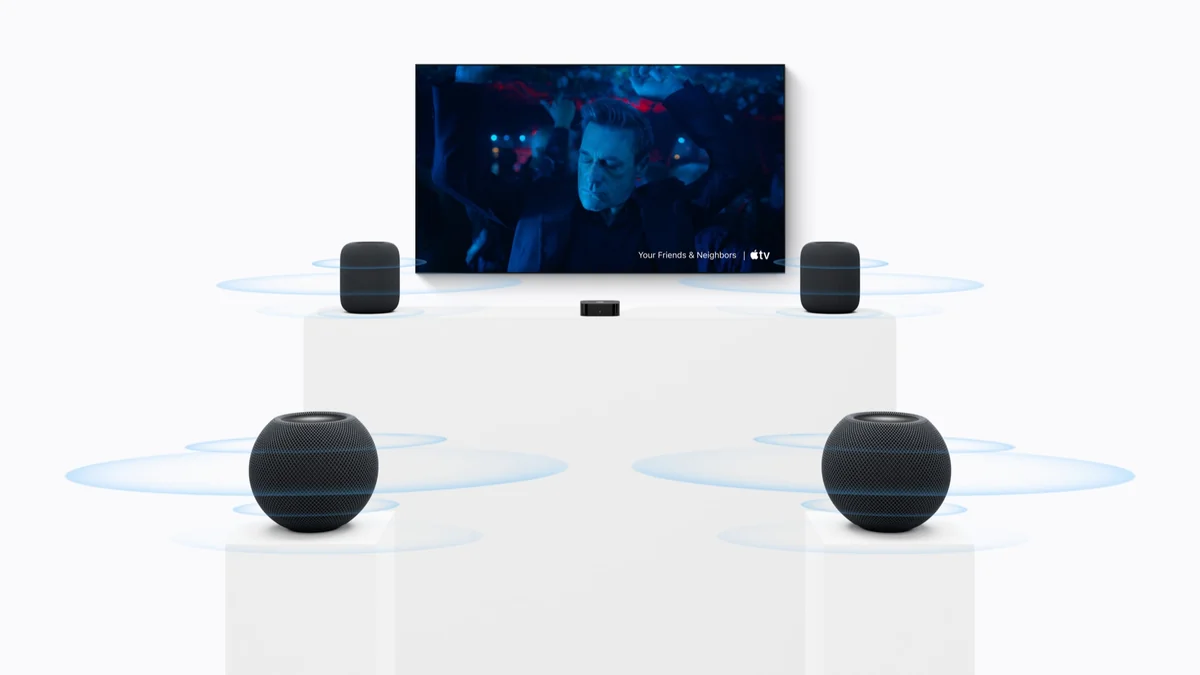 Apple TV 4K ve dört HomePod ile kurulan ev sineması sistemi